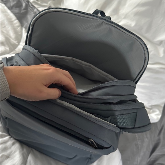 Samsonite Slate Backpack - Picture 9 of 9